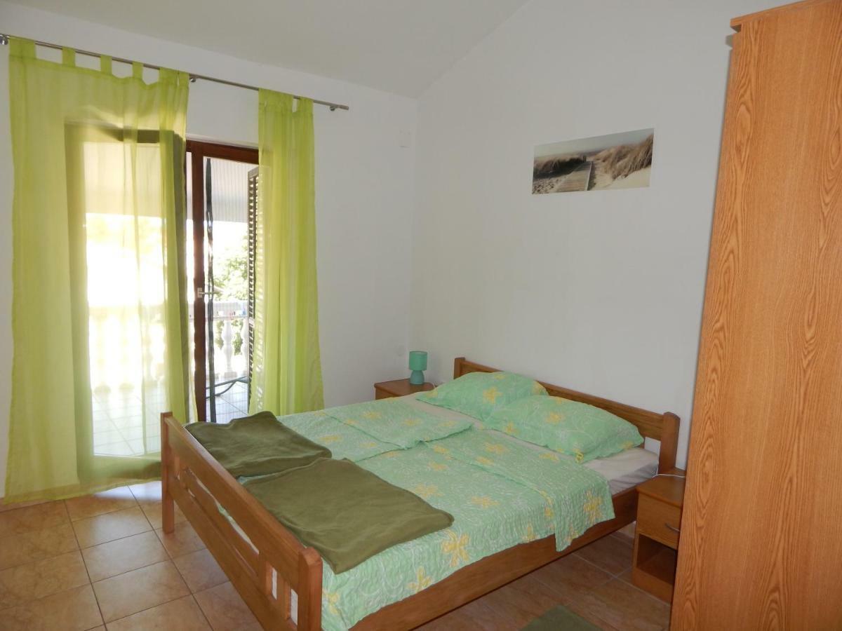 Apartment Apartmani Nin Nin